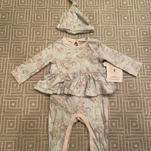 NWT Burts Bees Baby outfit!!!